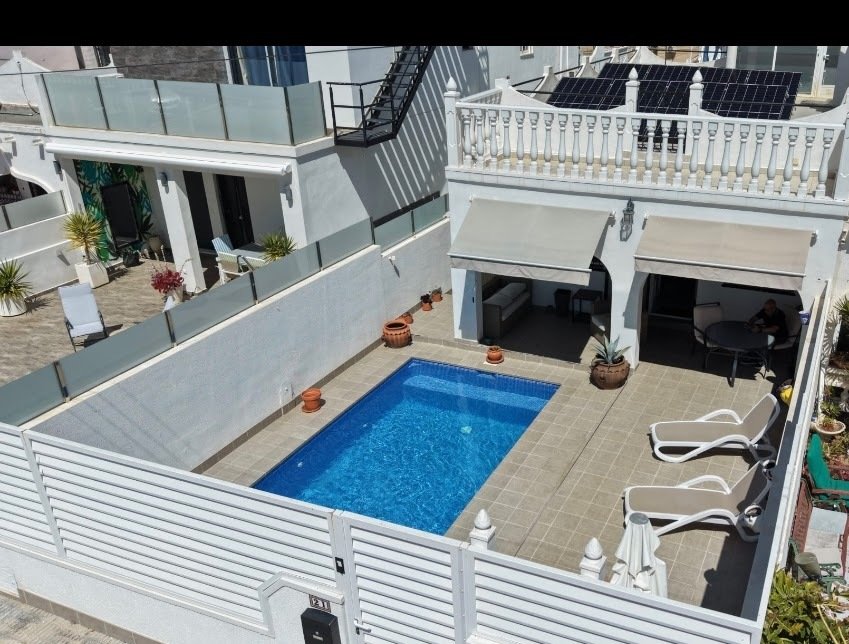 Townhouse in San Miguel de Salinas, Alicante, Spain 2 bedrooms, 72 sq.m. No. 190299