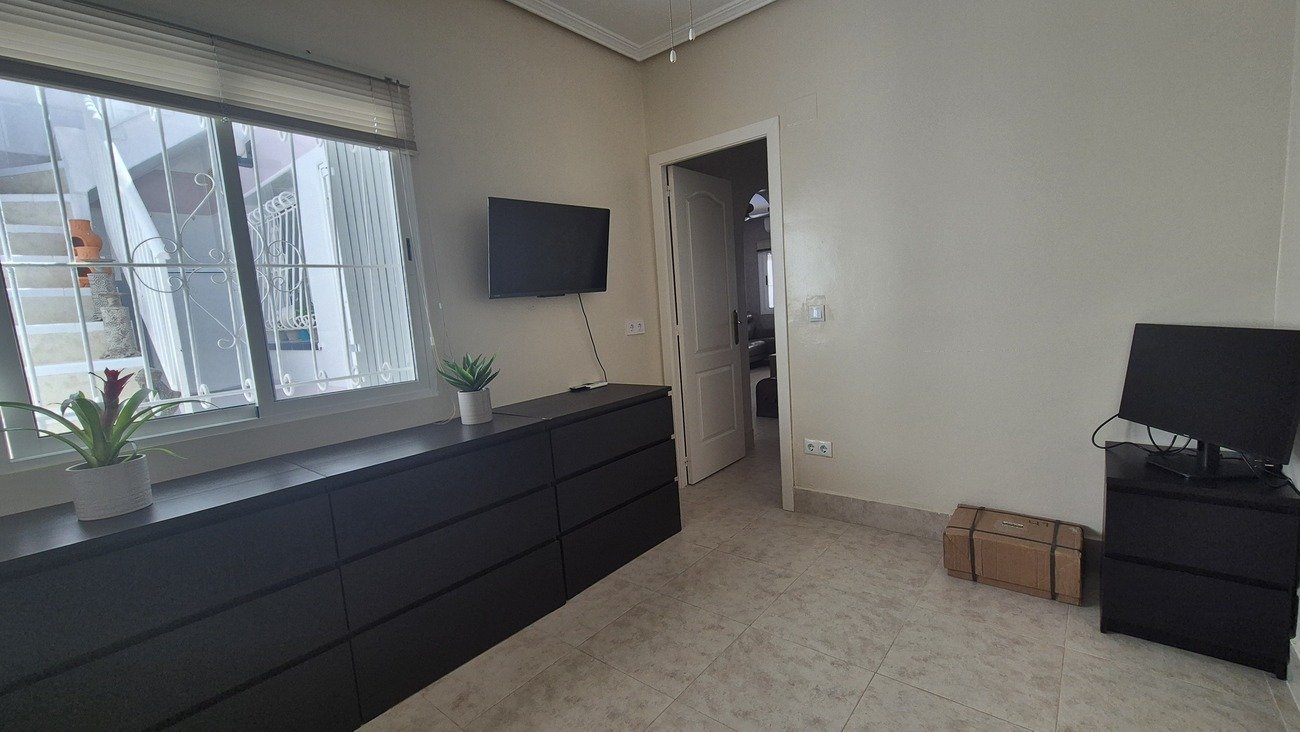 Townhouse in San Miguel de Salinas, Alicante, Spain 2 bedrooms, 72 sq.m. No. 190299