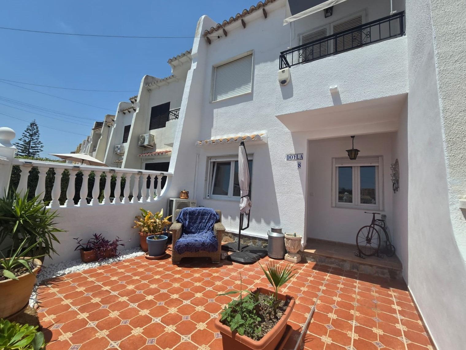 Kaupunkipientalo Los Balcones, Alicante, Espanja 3 makuuhuonetta, 78 m2 No. 190295