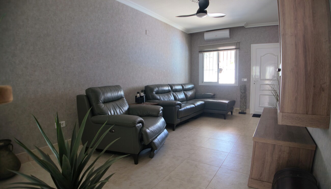 Townhouse à Villamartin, Alicante, Espagne 2 chambres, 72 m2 No. 190300