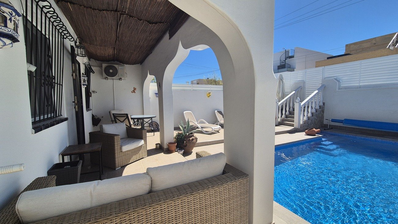 Townhouse à Villamartin, Alicante, Espagne 2 chambres, 72 m2 No. 190300