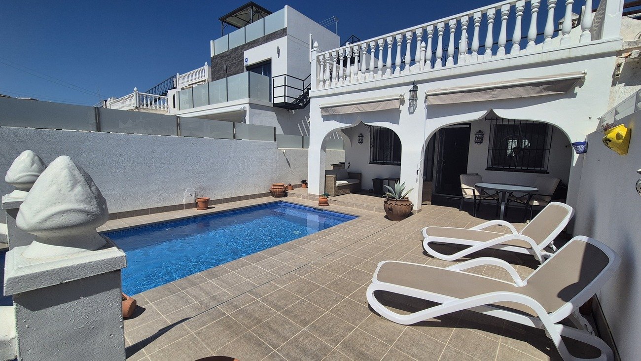 Townhouse à Villamartin, Alicante, Espagne 2 chambres, 72 m2 No. 190300