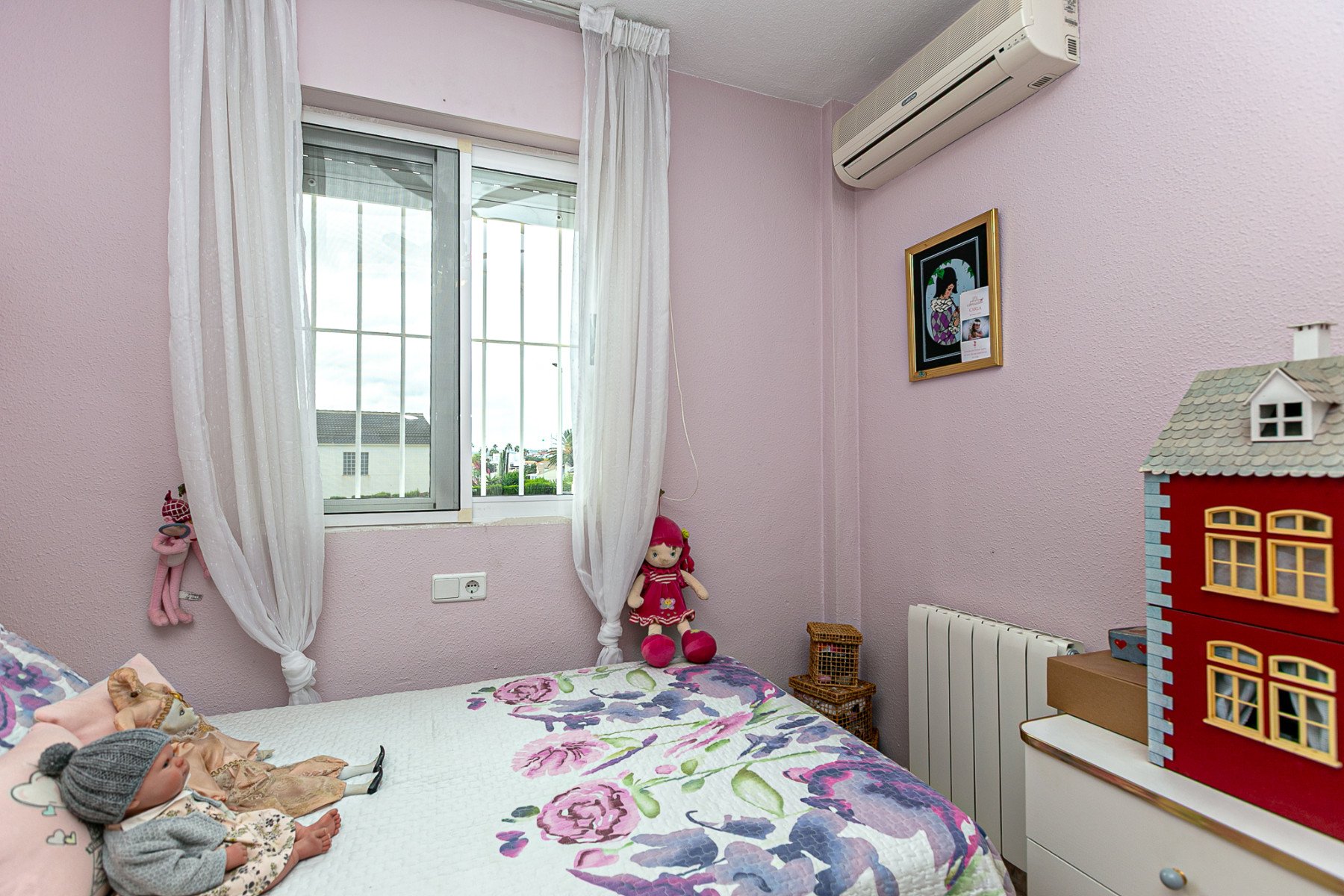 Townhouse in Torrevieja, Alicante, Spain 2 bedrooms, 71 sq.m. No. 190298