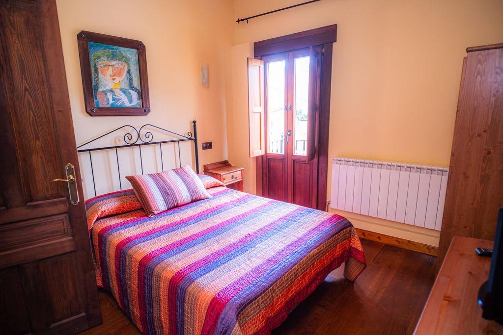 Villa i Lena, A Coruna, Spanien 8 sovrum, 200 kvm. Nr. 168796