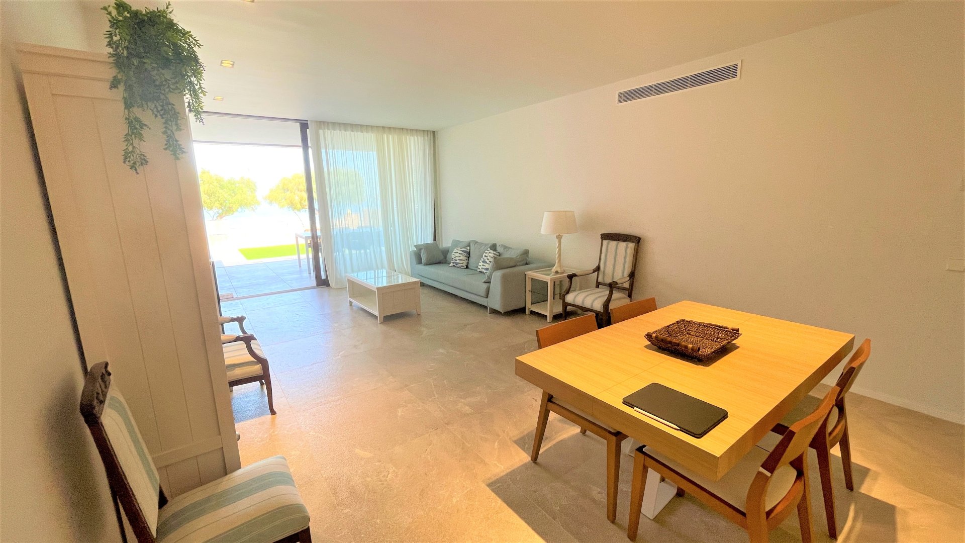 Apartamento en Colonia De Sant Pere, Mallorca, España 3 dormitorios, 180 m2 No. 196129