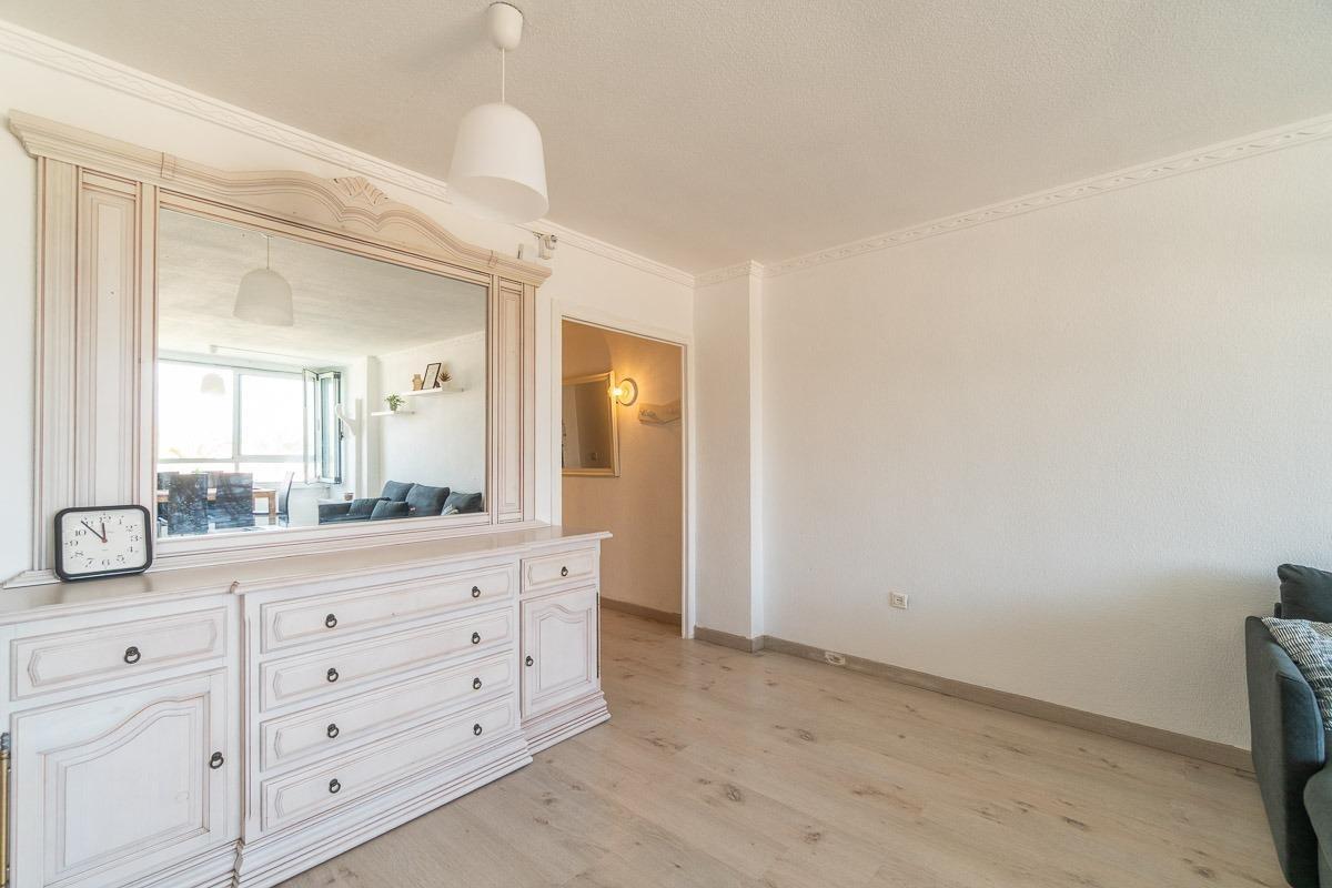 Apartamento en Punta Prima, Alicante, España 2 dormitorios, 73 m2 No. 194880