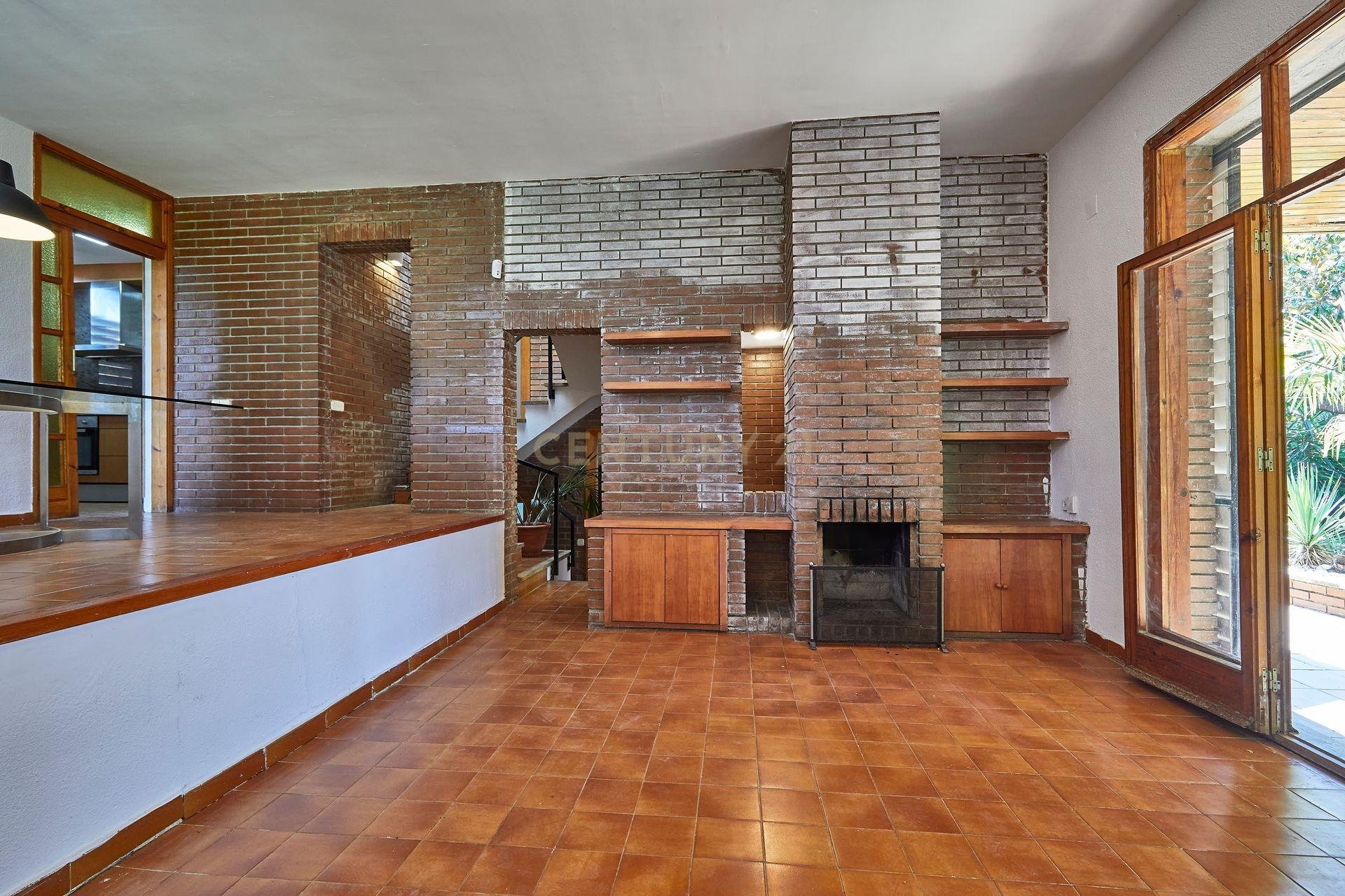 House à Les Franqueses Del Valles, Barcelona, Espagne 5 chambres, 265 m2 No. 191105