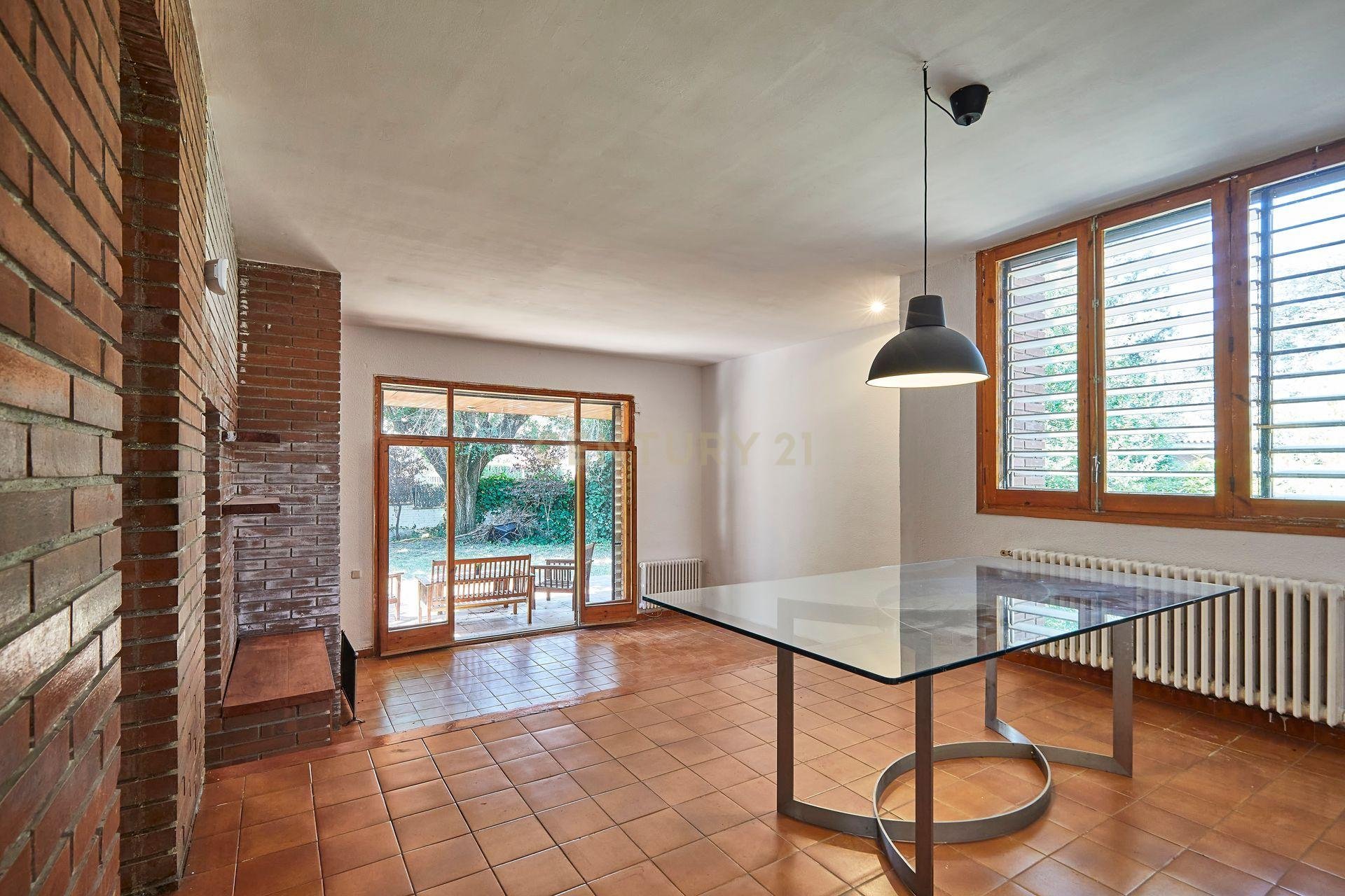 House à Les Franqueses Del Valles, Barcelona, Espagne 5 chambres, 265 m2 No. 191105