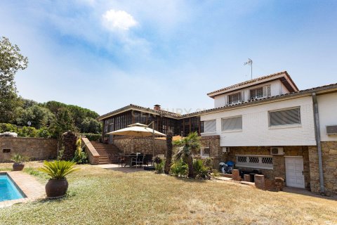 Apartment in L'Ametlla Del Valles, Barcelona, Spain 5 bedrooms, 1342 sq.m. No. 191104