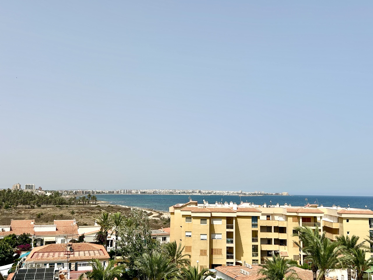 Apartment in Punta Prima, Alicante, Spain 3 bedrooms, 87 sq.m. No. 190253