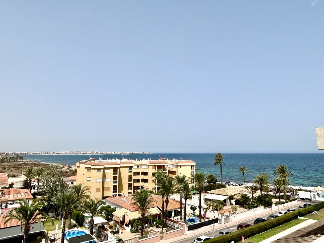 Apartment in Punta Prima, Alicante, Spain 3 bedrooms, 87 sq.m. No. 190253