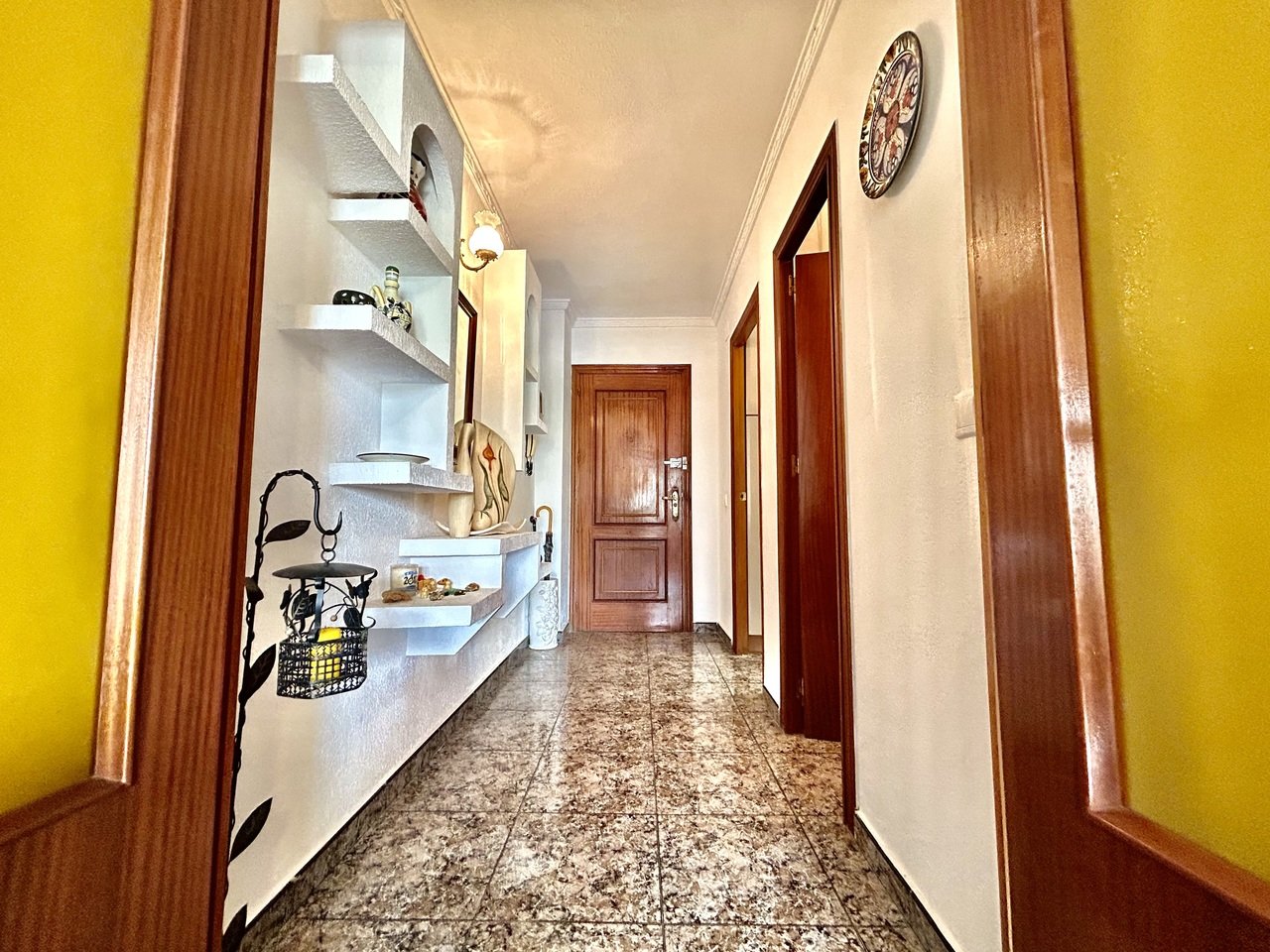 Apartment in Punta Prima, Alicante, Spain 3 bedrooms, 87 sq.m. No. 190253