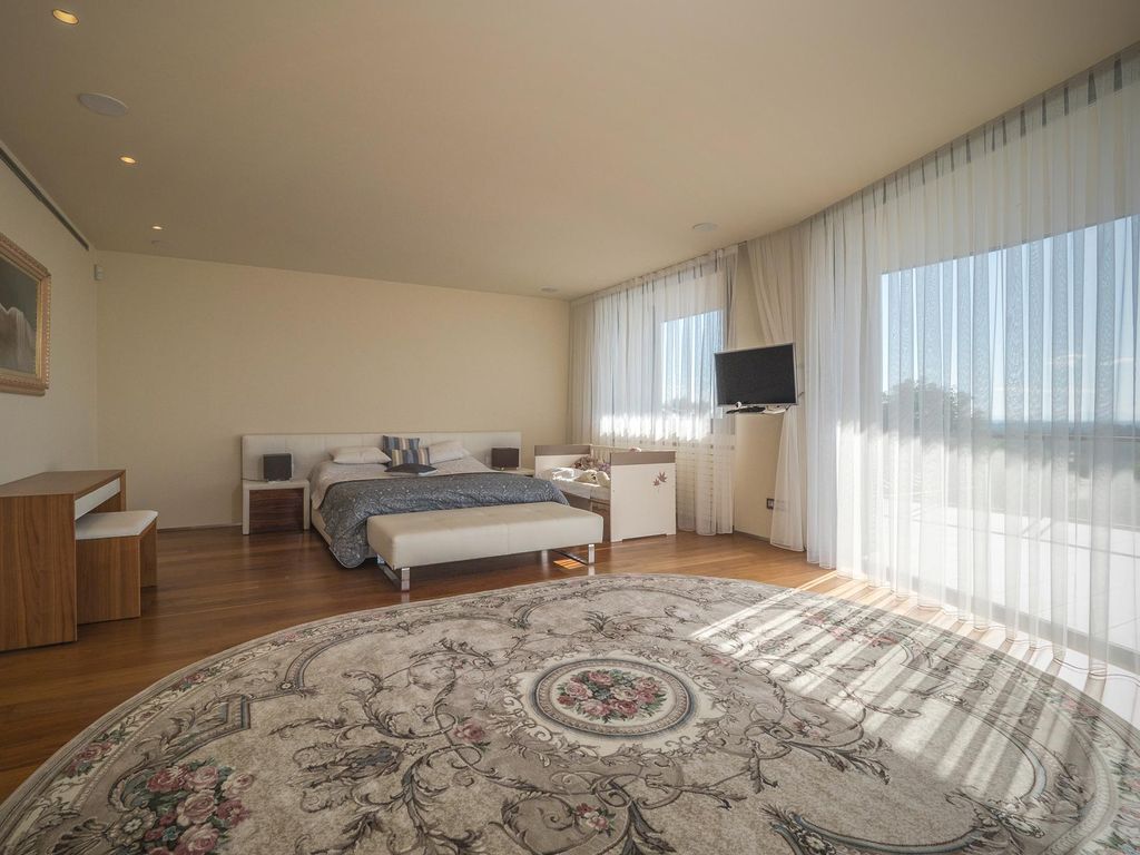 Villa à Barcelona, Espagne 5 chambres, 958 m2 No. 180626