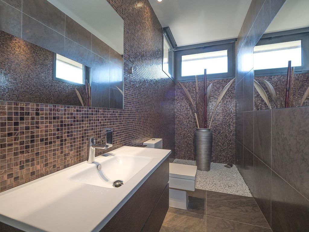 Villa à Barcelona, Espagne 5 chambres, 958 m2 No. 180626