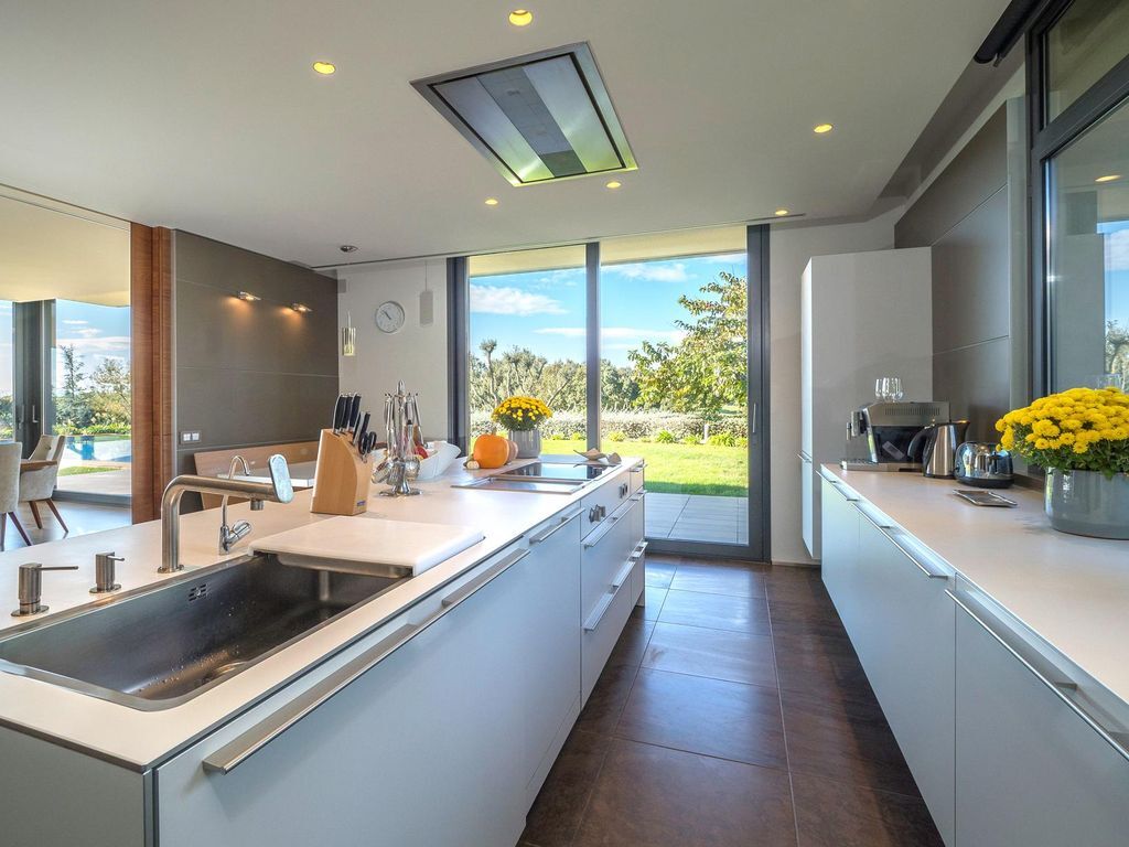 Villa à Barcelona, Espagne 5 chambres, 958 m2 No. 180626