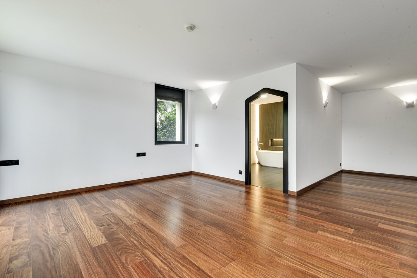 Huvila Barcelona, Espanja 8 makuuhuonetta, 2000 m2 No. 180627