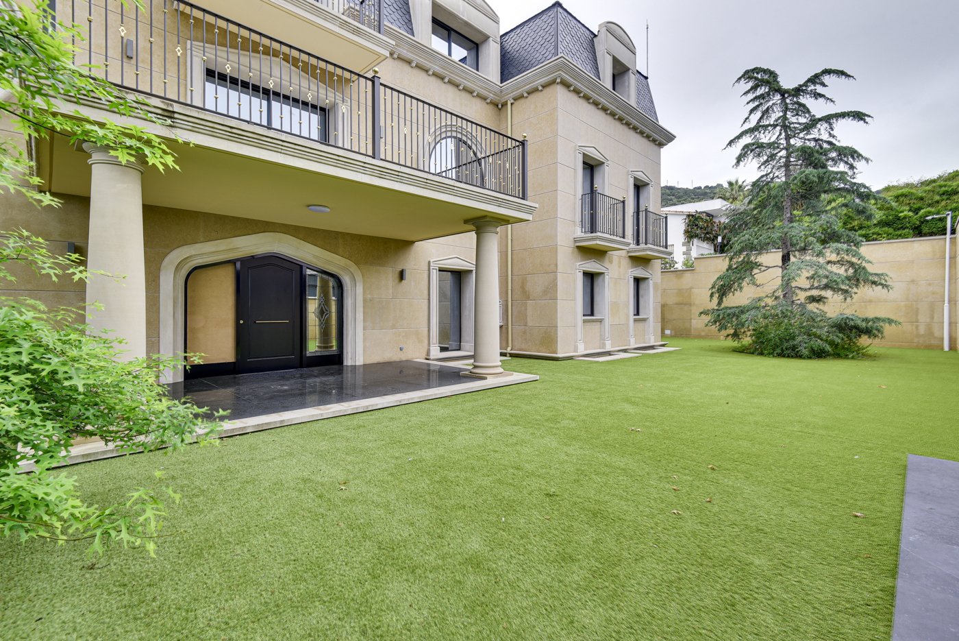 Huvila Barcelona, Espanja 8 makuuhuonetta, 2000 m2 No. 180627