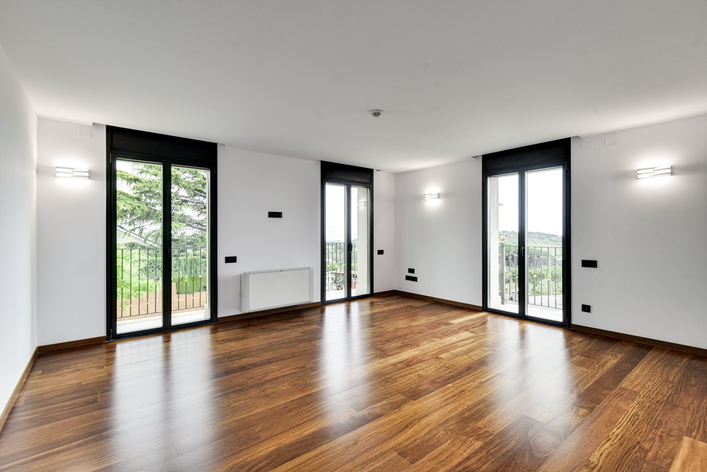 Huvila Barcelona, Espanja 8 makuuhuonetta, 2000 m2 No. 180627