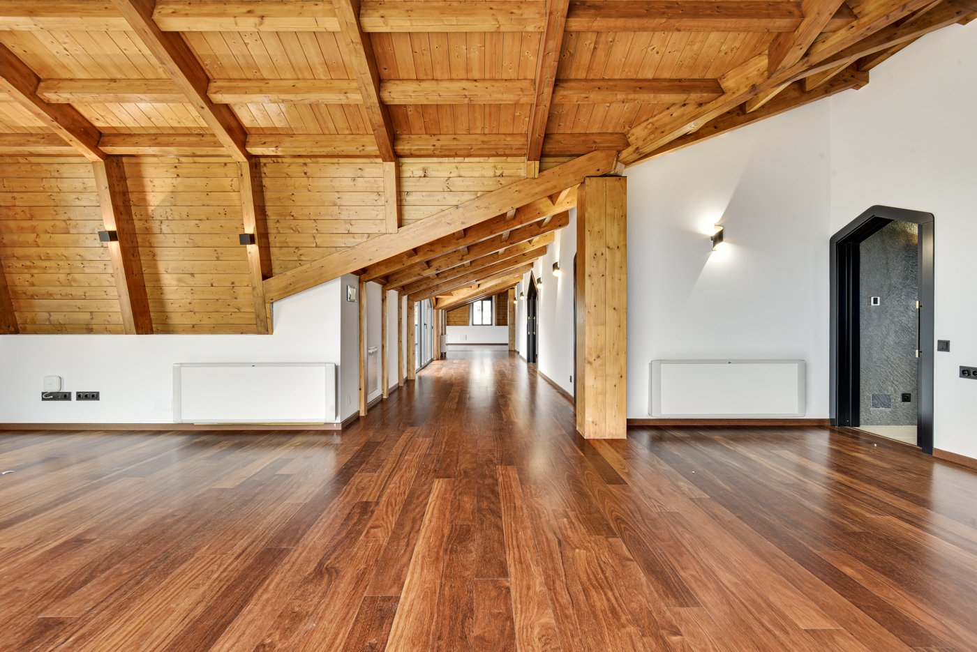 Huvila Barcelona, Espanja 8 makuuhuonetta, 2000 m2 No. 180627