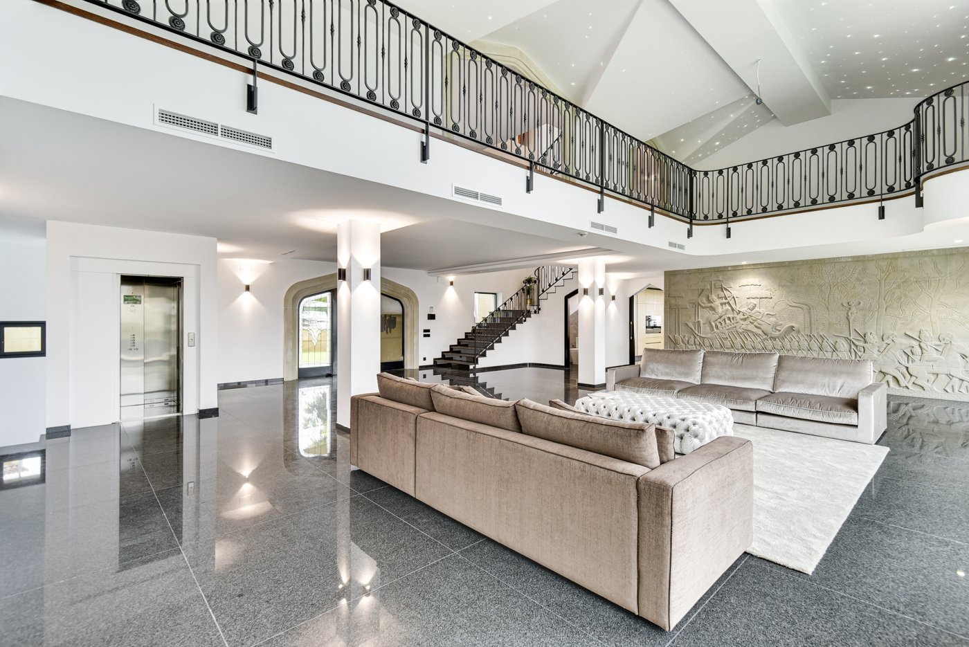 Huvila Barcelona, Espanja 8 makuuhuonetta, 2000 m2 No. 180627