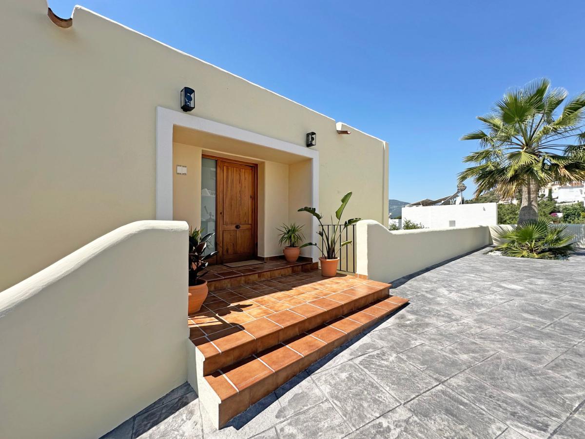 Villa à Jalon, Alicante, Espagne 3 chambres, 178 m2 No. 148935