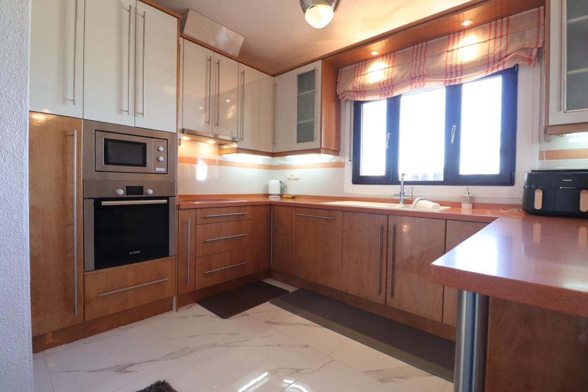 Villa i Algorfa, Alicante, Spanien 5 sovrum, 375 kvm. Nr. 148929