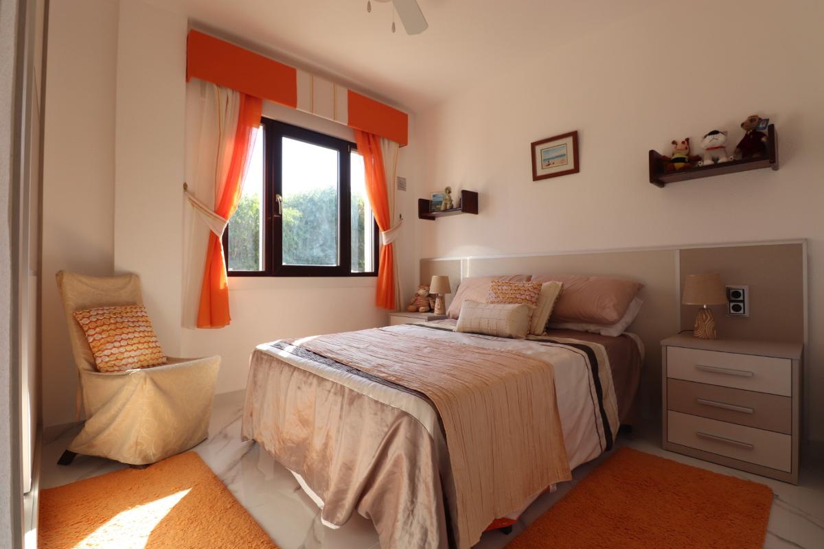 Villa i Algorfa, Alicante, Spanien 5 sovrum, 375 kvm. Nr. 148929