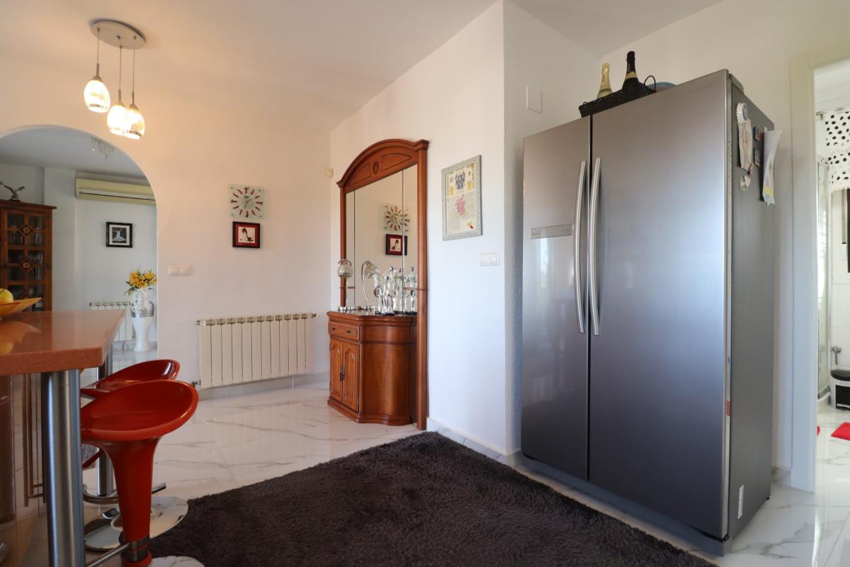 Villa i Algorfa, Alicante, Spanien 5 sovrum, 375 kvm. Nr. 148929