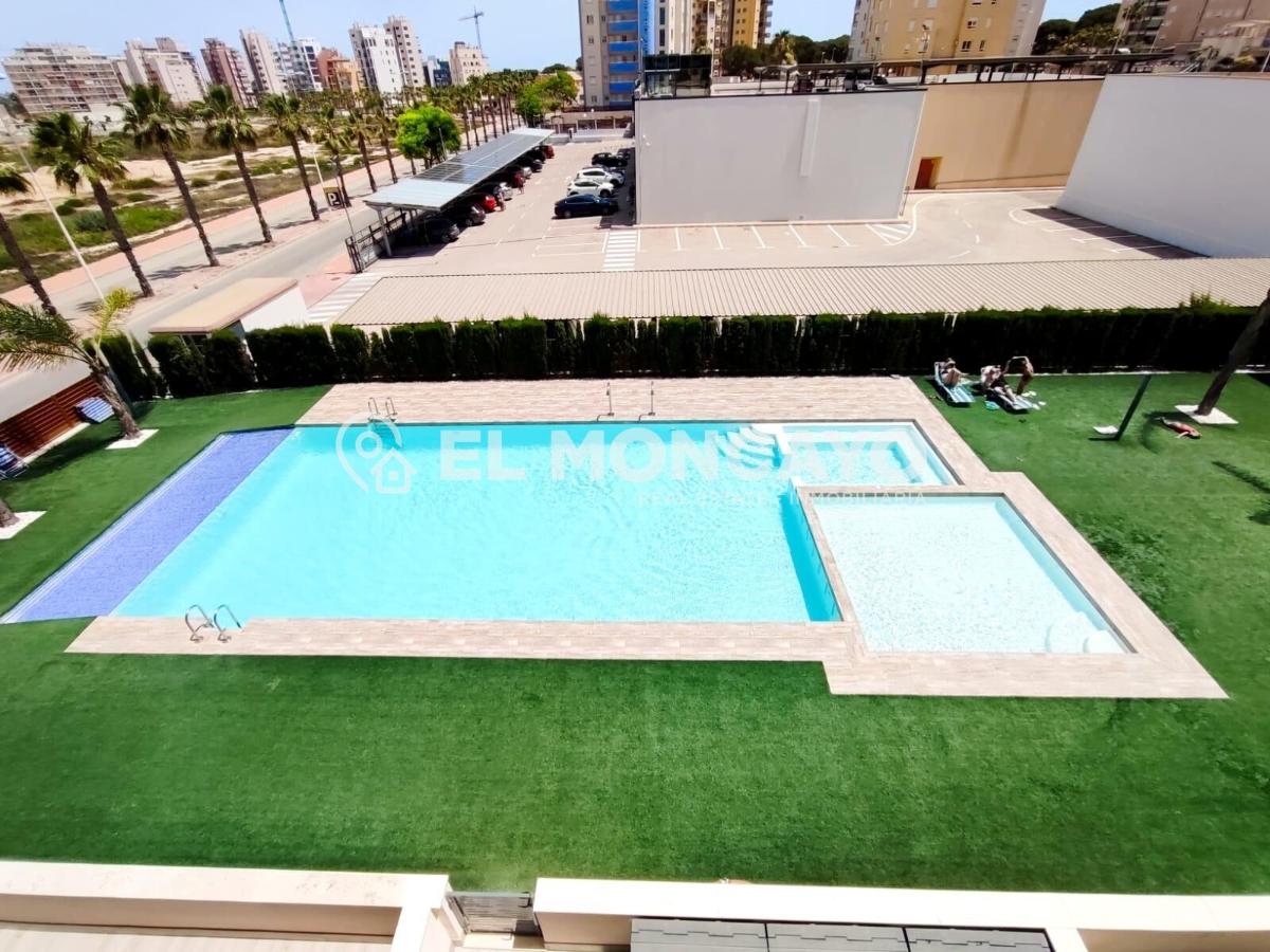 Apartamento en Guardamar del Segura, Alicante, España 2 dormitorios, 79 m2 No. 148932