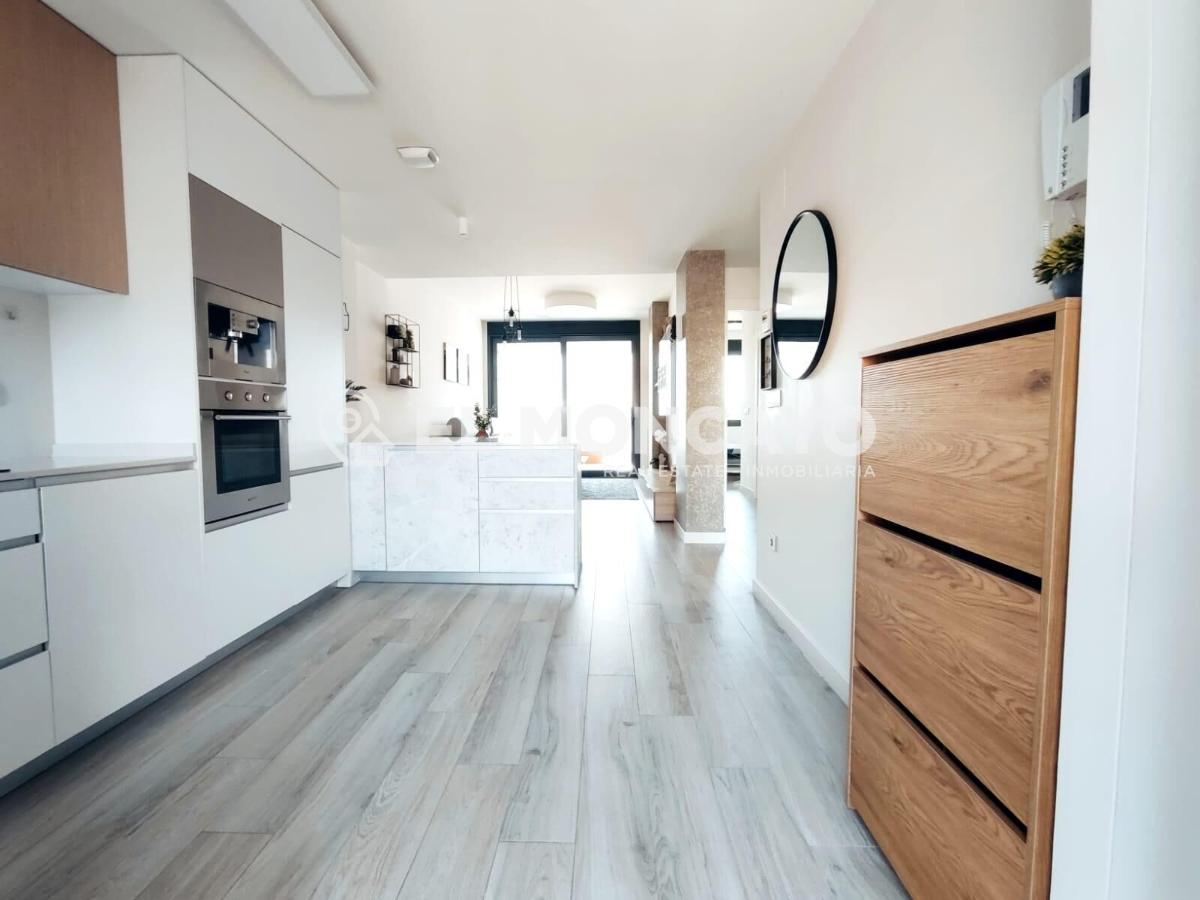 Apartamento en Guardamar del Segura, Alicante, España 2 dormitorios, 79 m2 No. 148932
