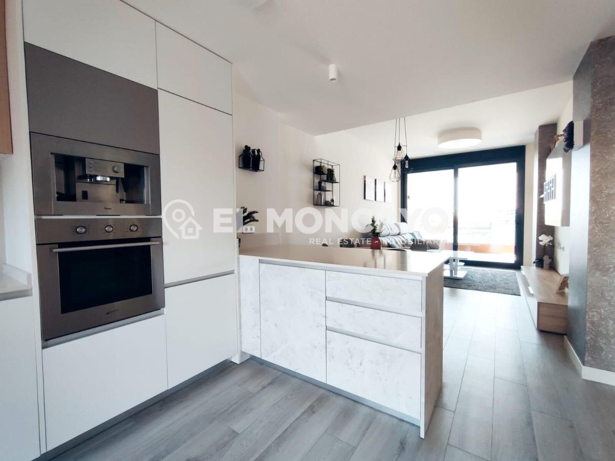 Apartamento en Guardamar del Segura, Alicante, España 2 dormitorios, 79 m2 No. 148932