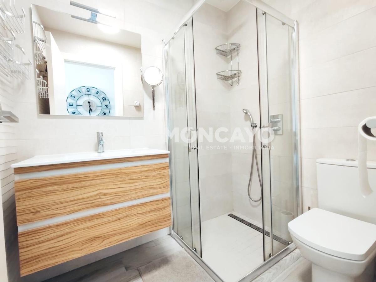 Apartamento en Guardamar del Segura, Alicante, España 2 dormitorios, 79 m2 No. 148932