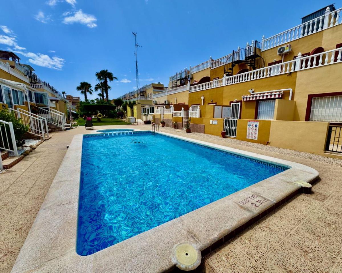 Villa i Algorfa, Alicante, Spanien 3 sovrum, 85 kvm. Nr. 148930