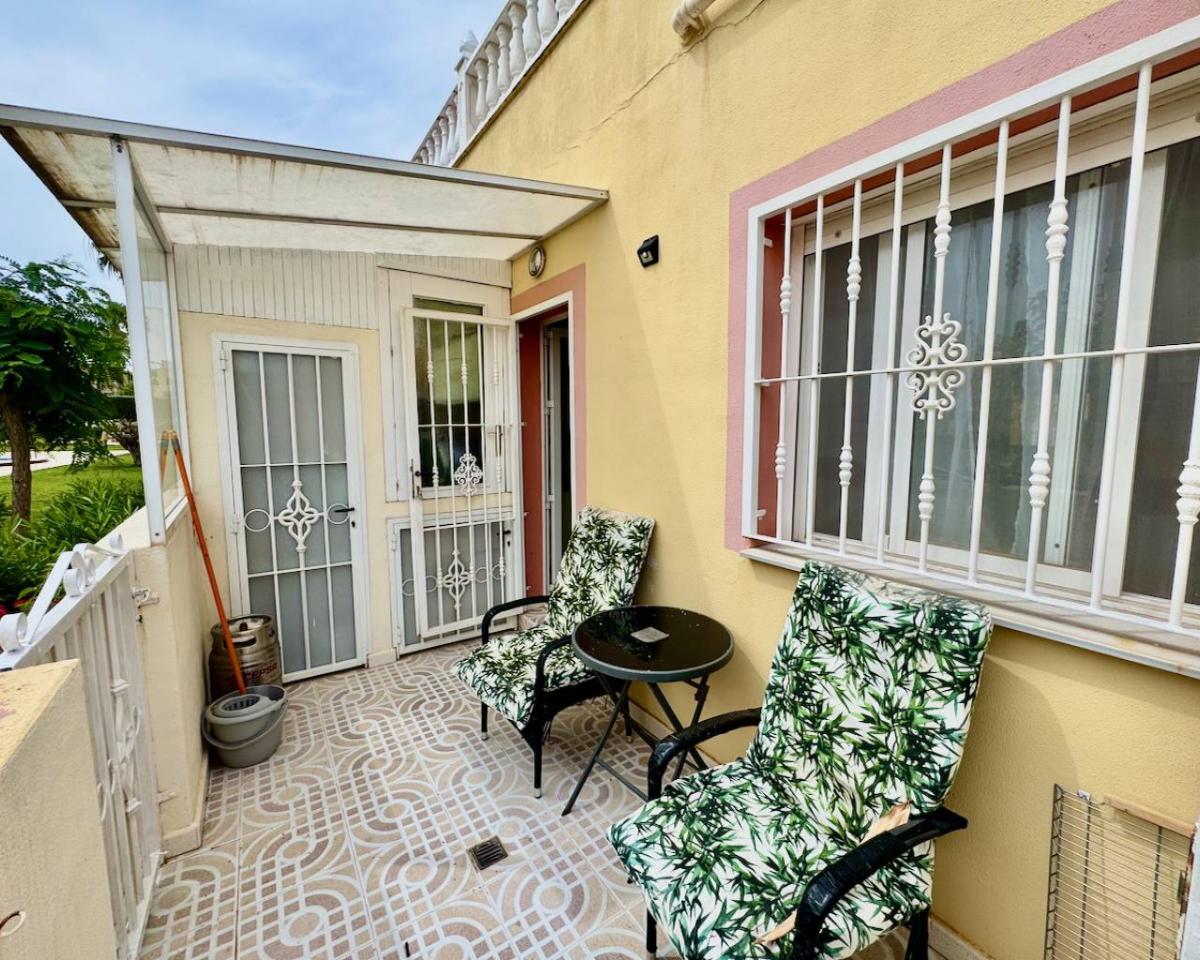 Villa i Algorfa, Alicante, Spanien 3 sovrum, 85 kvm. Nr. 148930