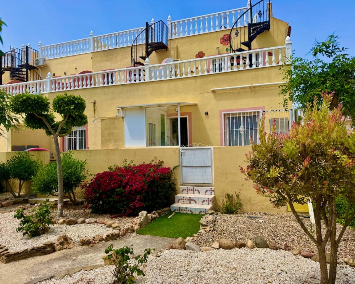 Villa i Algorfa, Alicante, Spanien 3 sovrum, 85 kvm. Nr. 148930