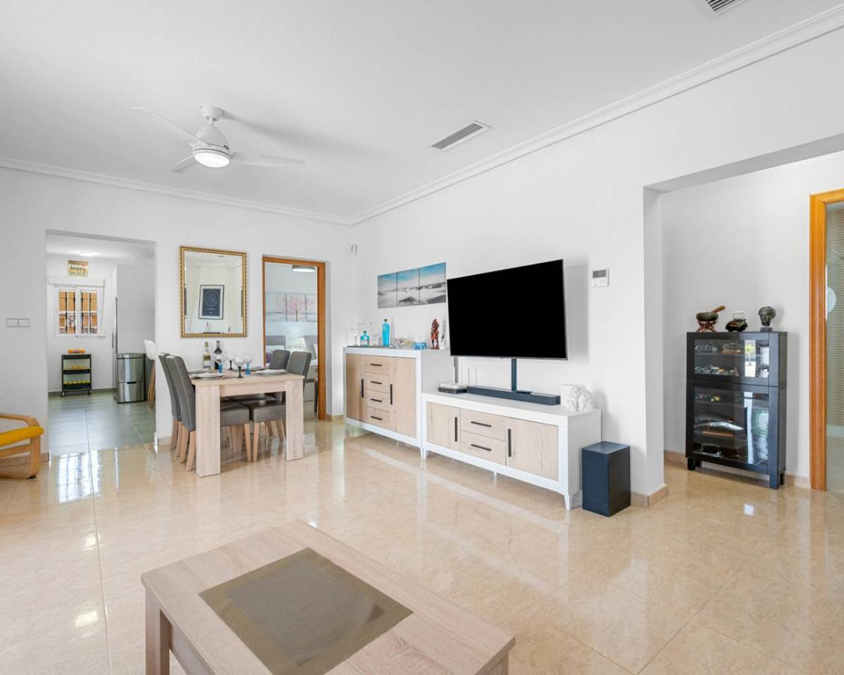 Finca i Catral, Alicante, Spanien 3 sovrum, 153 kvm. Nr. 148934