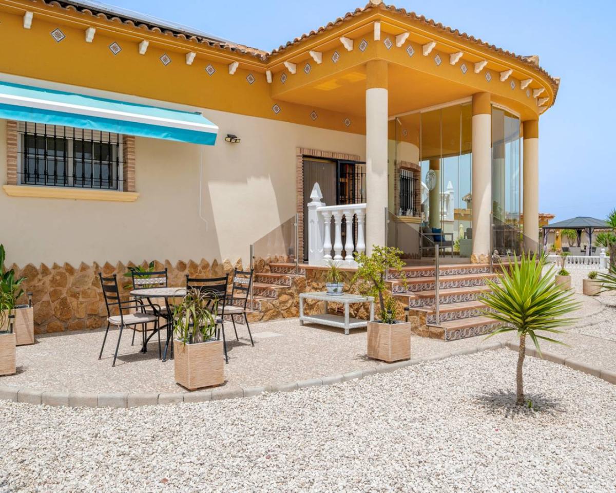 Finca i Catral, Alicante, Spanien 3 sovrum, 153 kvm. Nr. 148934