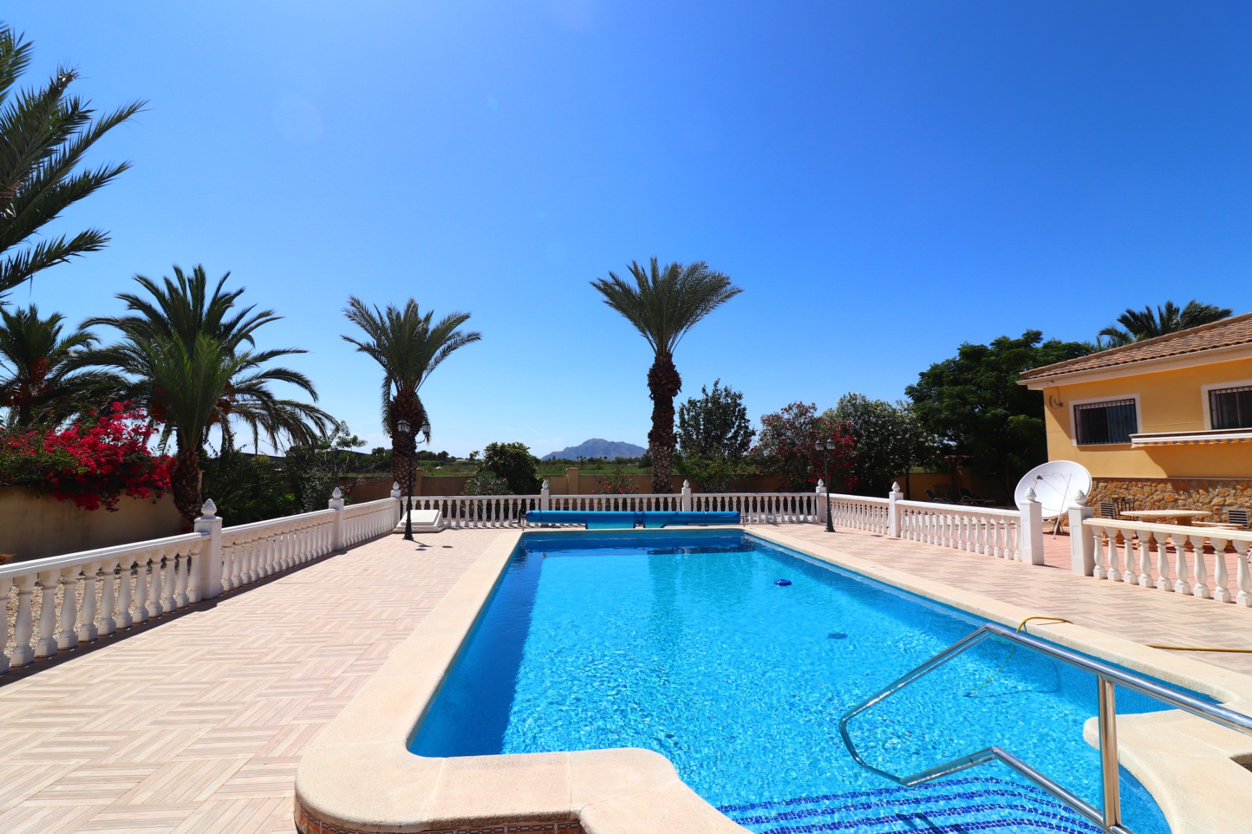 Finca à Catral, Alicante, Espagne 3 chambres, 150 m2 No. 146605