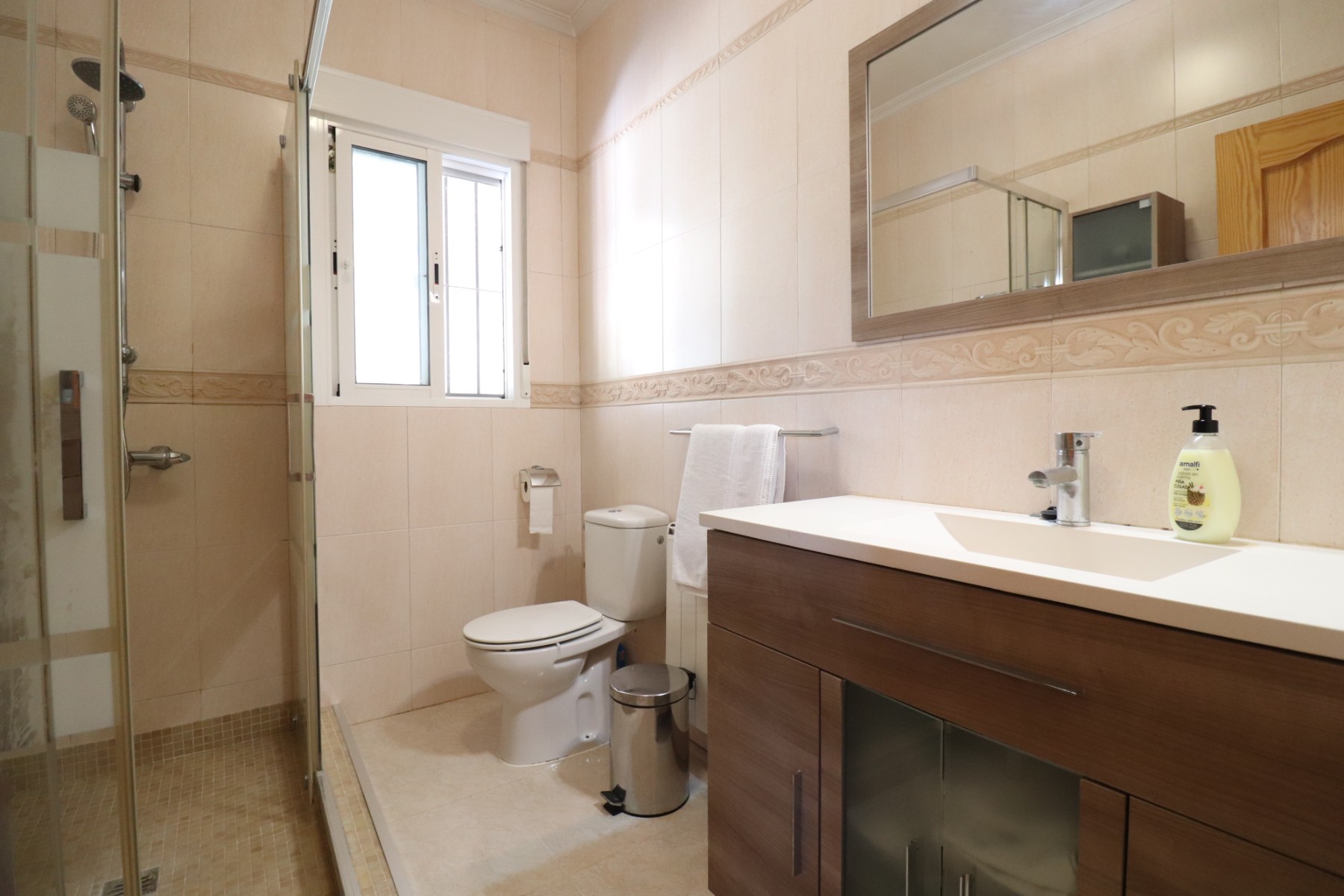 Finca à Catral, Alicante, Espagne 3 chambres, 150 m2 No. 146605