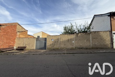 Zemes gabals San Andres del Rabanedo, Leon, Spānijā 257 m2 Nr. 193556