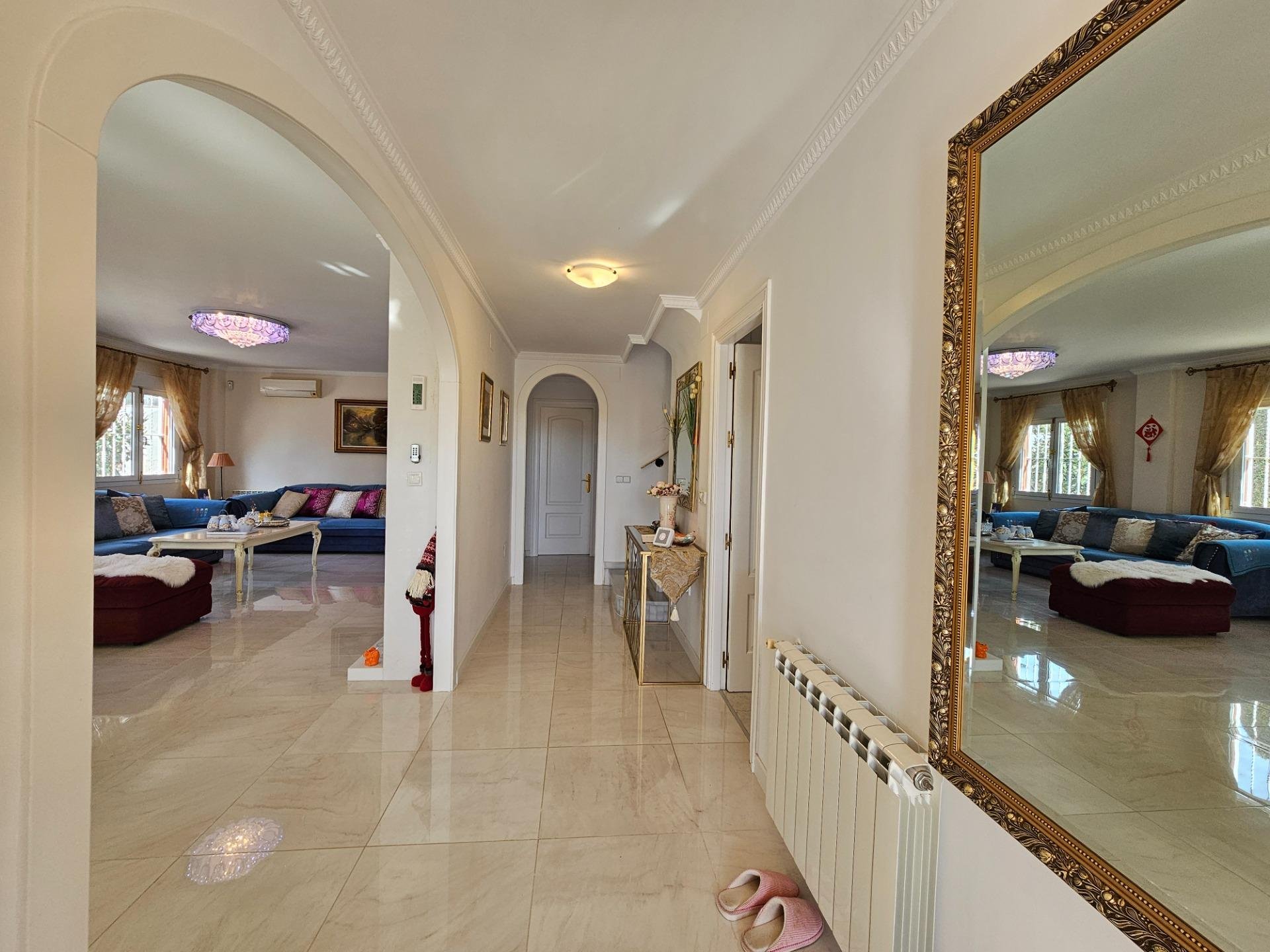 Villa à Alicante, Espagne 4 chambres, 185 m2 No. 164368