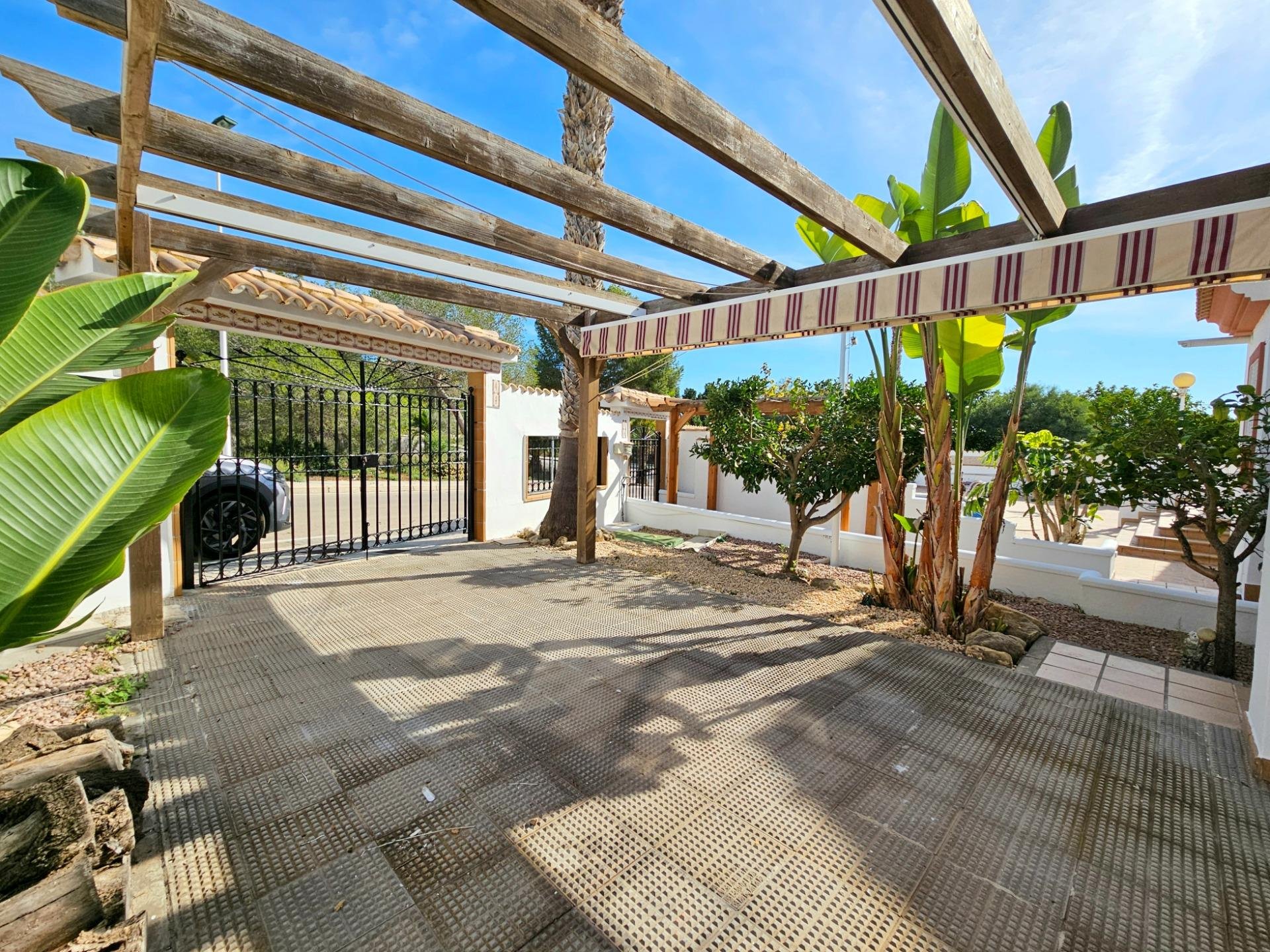 Villa à Alicante, Espagne 4 chambres, 185 m2 No. 164368