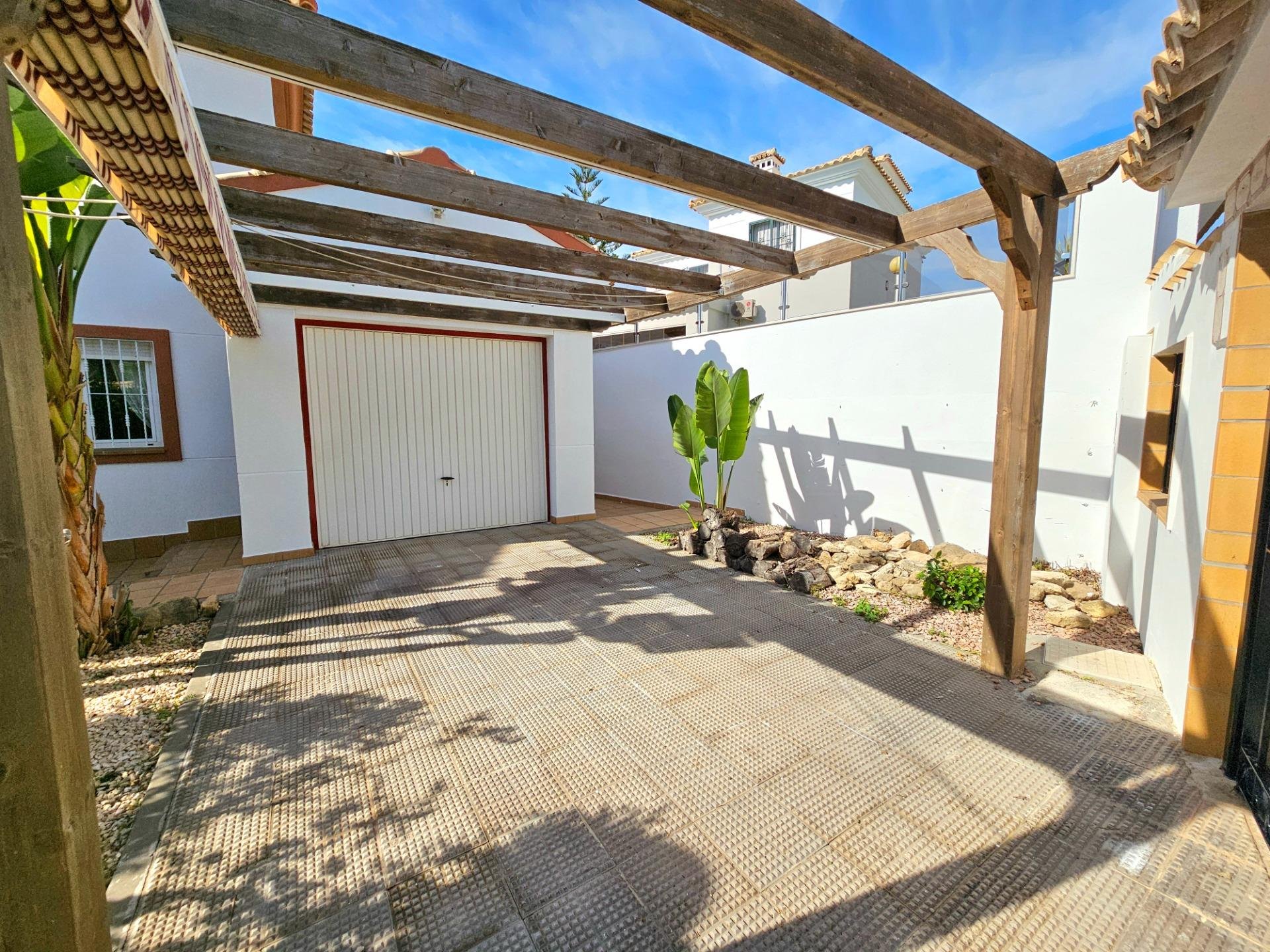 Villa à Alicante, Espagne 4 chambres, 185 m2 No. 164368