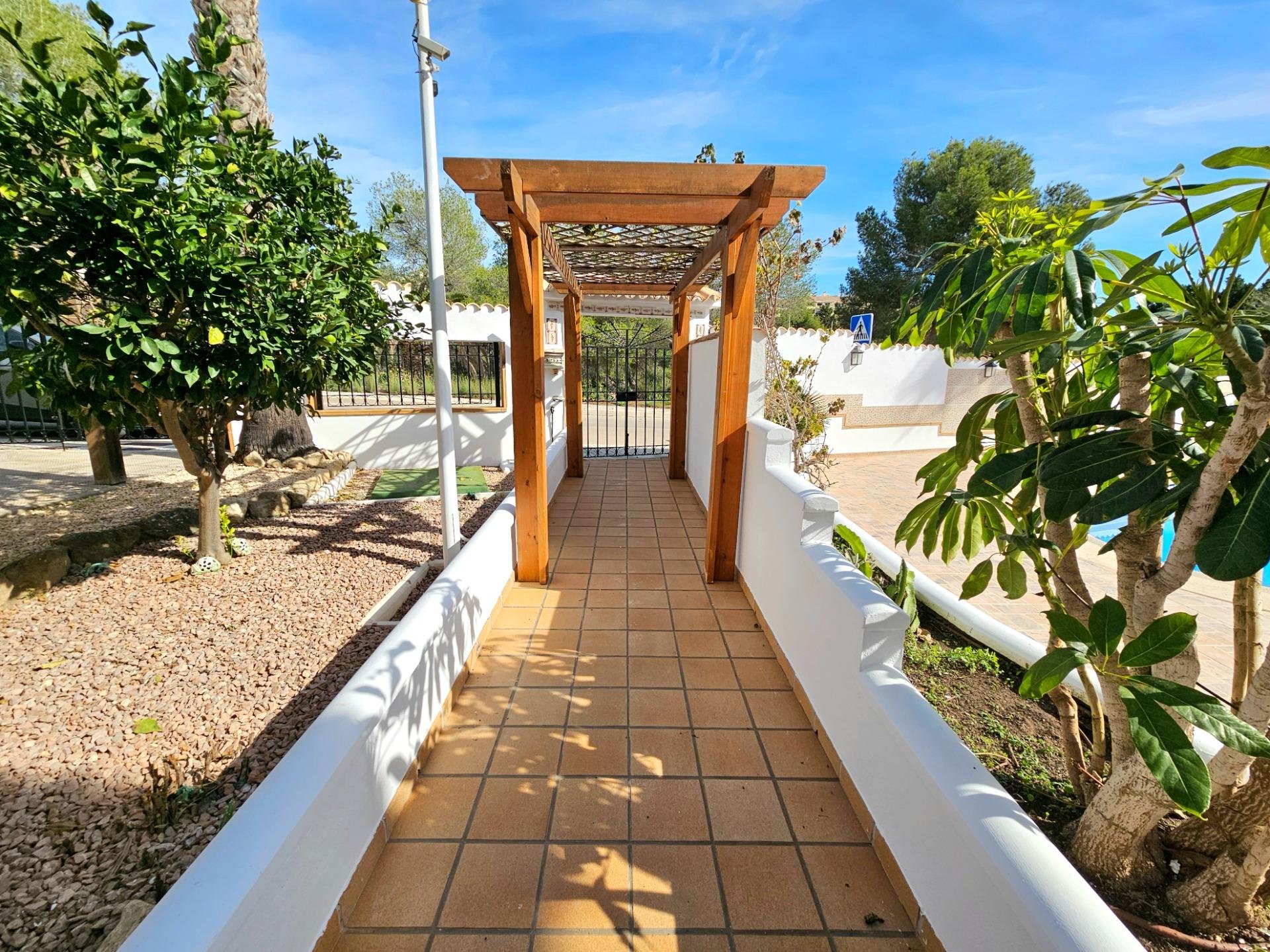 Villa à Alicante, Espagne 4 chambres, 185 m2 No. 164368