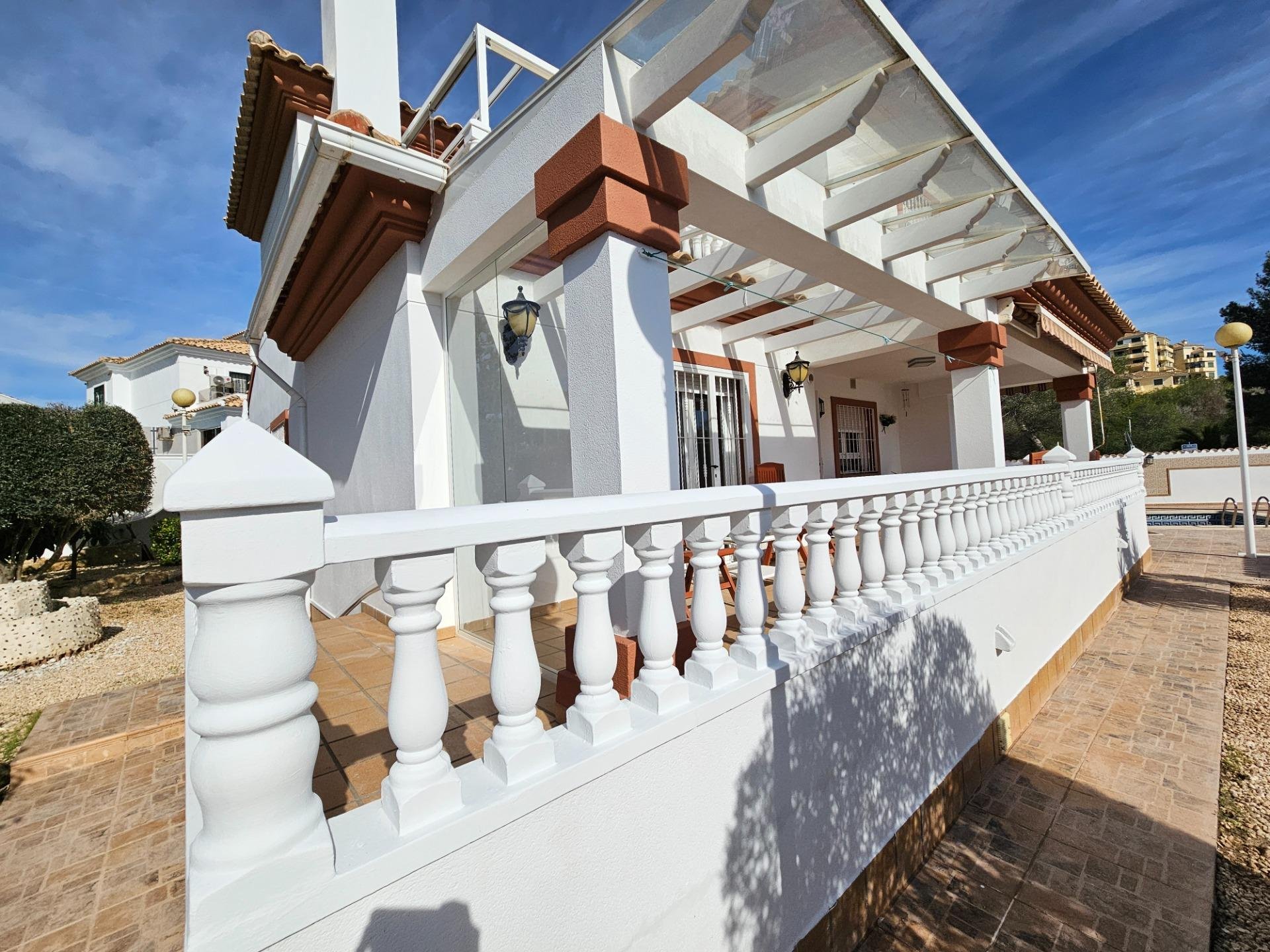 Villa à Alicante, Espagne 4 chambres, 185 m2 No. 164368