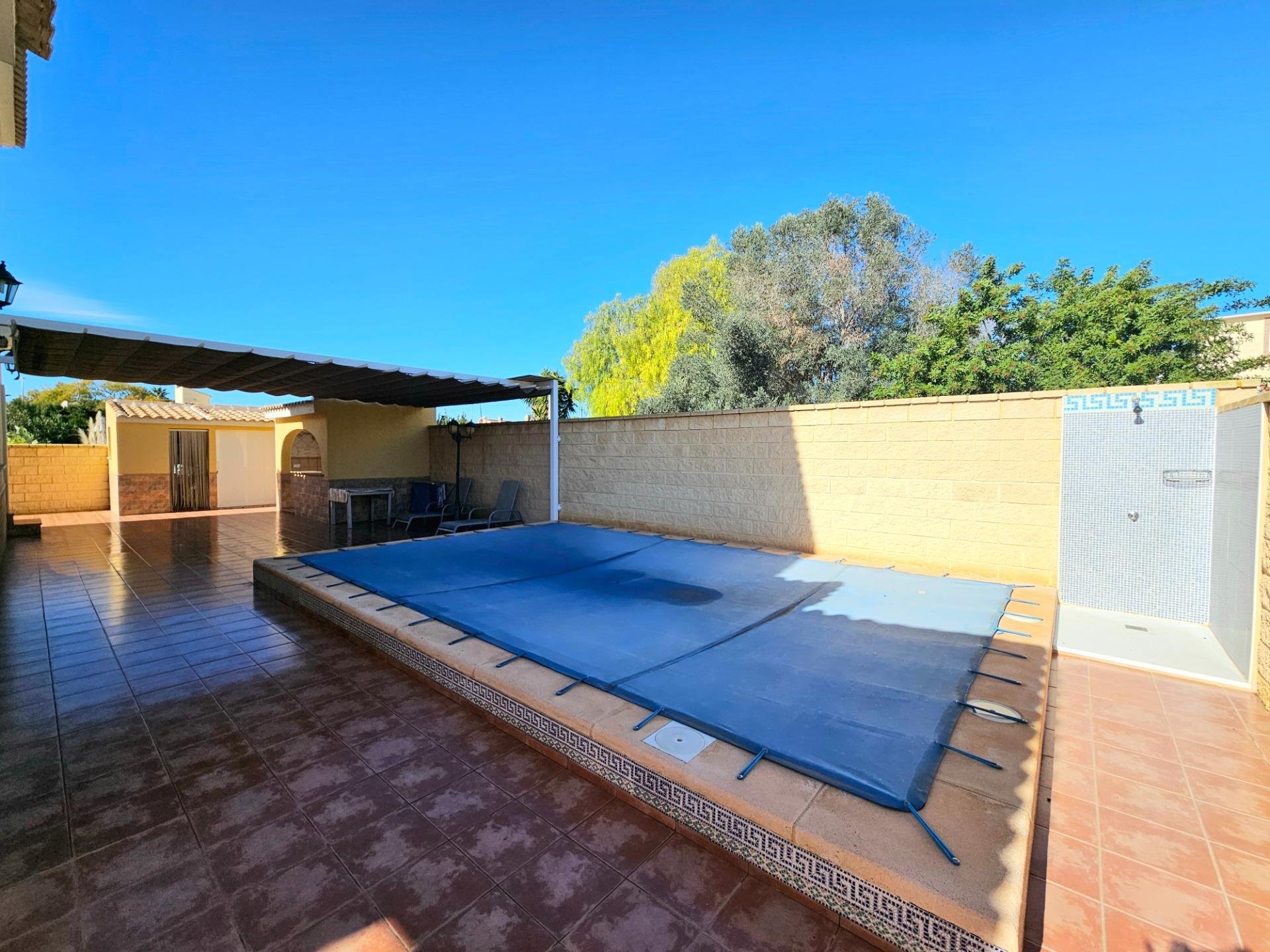 Villa i San Fulgencio, Alicante, Spanien 3 sovrum, 141 kvm. Nr. 164367