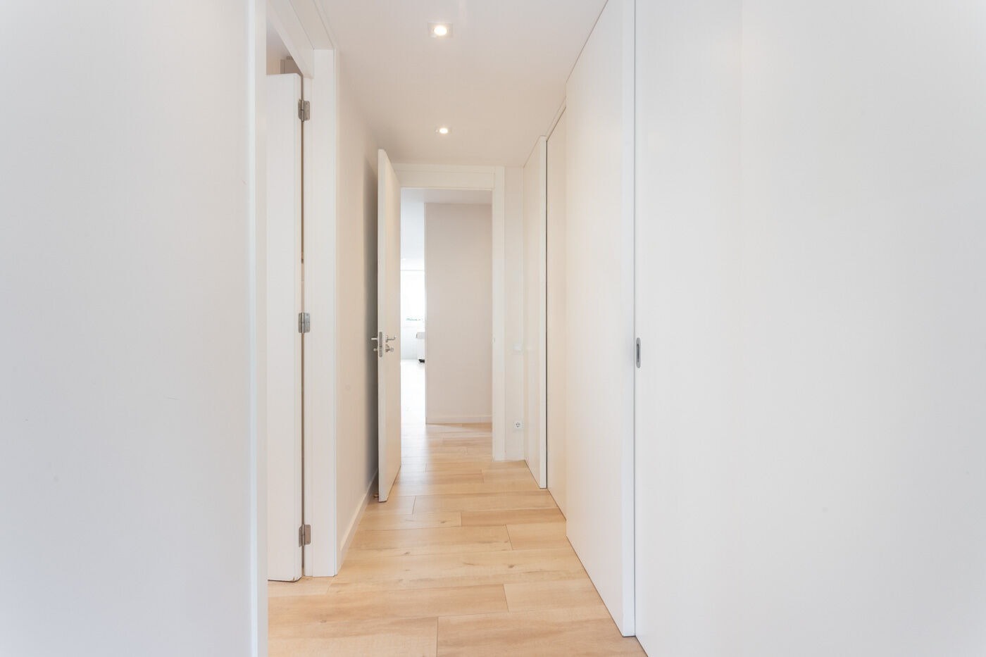 Māja Barcelona, Spānijā 7 istabas,  Nr. 141050