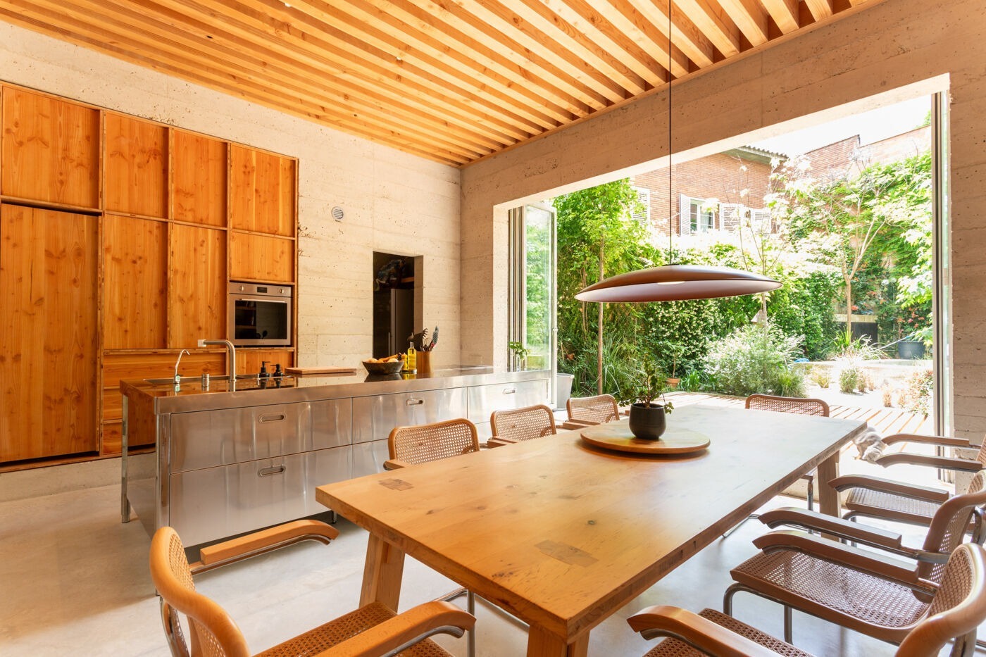 House in Barcelona, Spain 5 bedrooms,  No. 141051