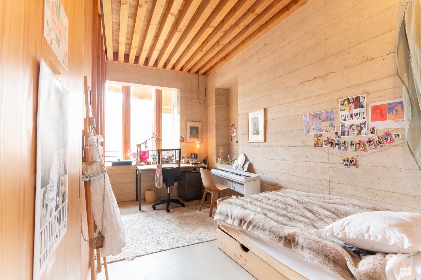 House in Barcelona, Spain 5 bedrooms,  No. 141051