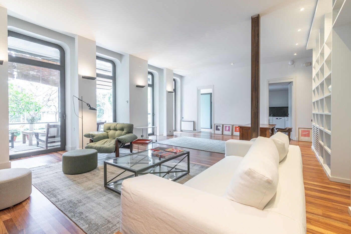 House in Barcelona, Spain 6 bedrooms,  No. 141052